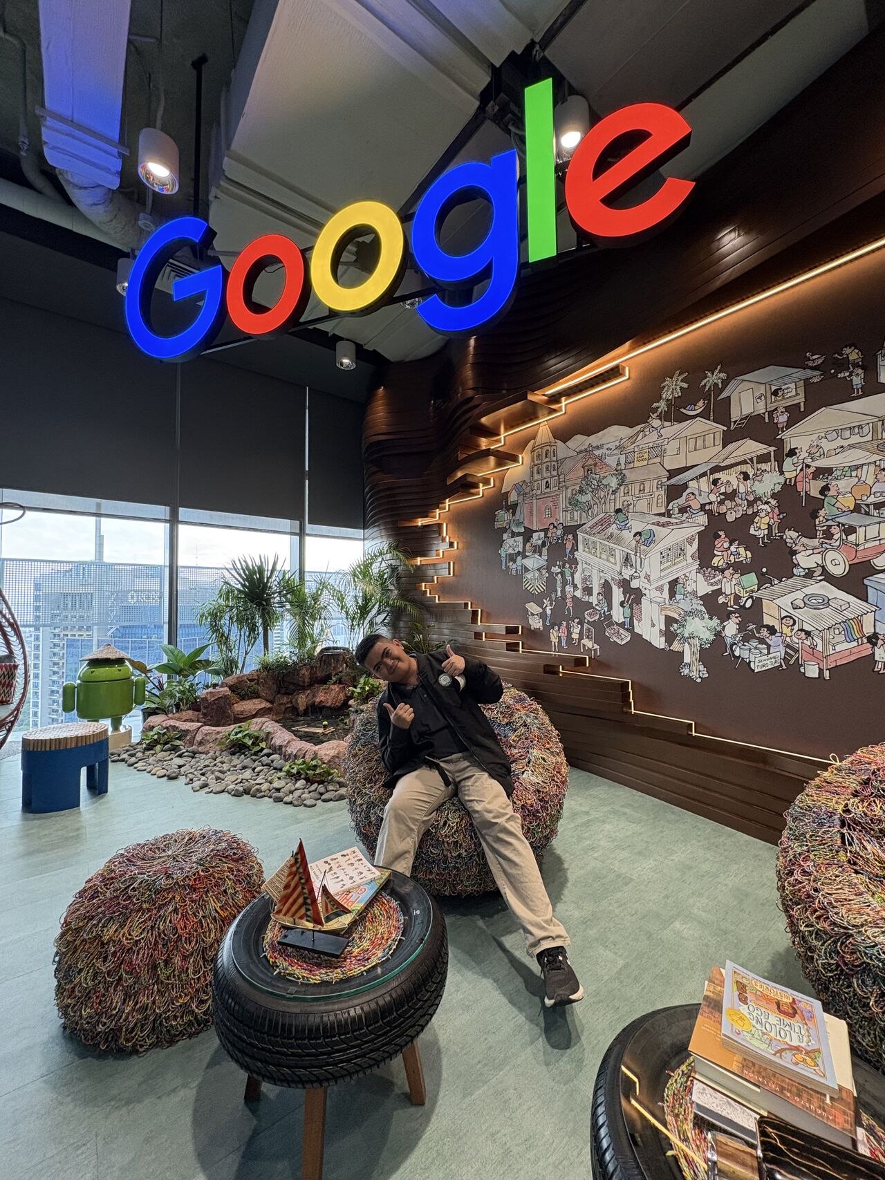 Jlo at Google